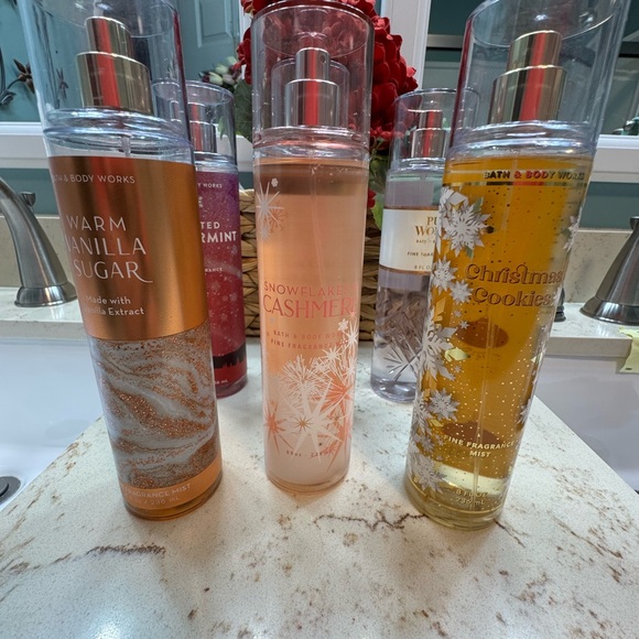 Bath & Body Works set of 6 fragrance mists full or almost full - Picture 4 of 6